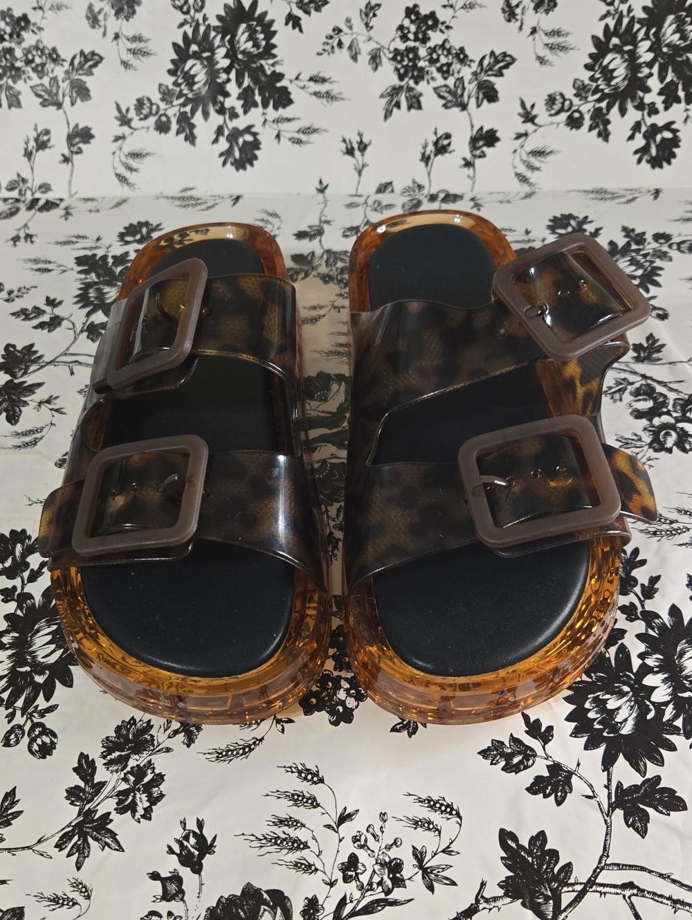 Tortoiseshell Double-Buckle Slide Sandals - Women B67